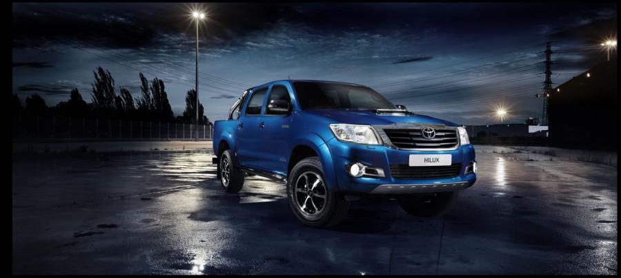  Toyota HiLux Invincible 2013 года  (фото 15 из 15)